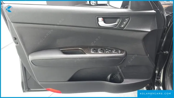 KIA K5 2.0 LPI RENTAL CAR