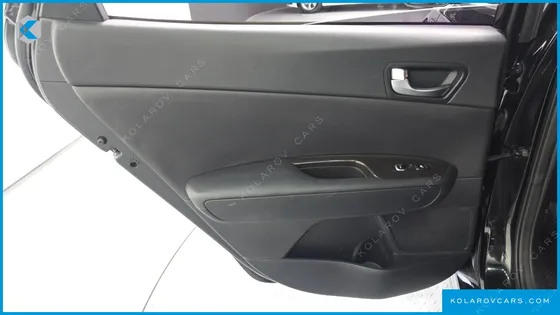 KIA K5 2.0 LPI RENTAL CAR