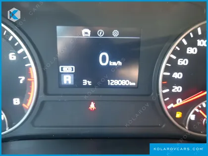 KIA K5 2.0 LPI RENTAL CAR