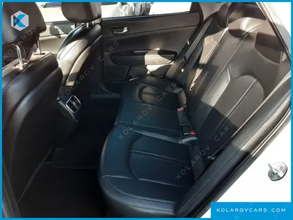 KIA K5 2.0 LPI RENTAL CAR