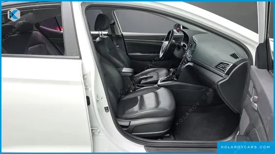 HYUNDAI ELANTRA (AVANTE) 1.6 GDI SMART
