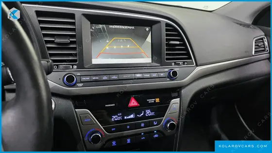 HYUNDAI ELANTRA (AVANTE) 1.6 GDI SMART