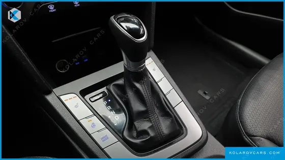 HYUNDAI ELANTRA (AVANTE) 1.6 GDI SMART