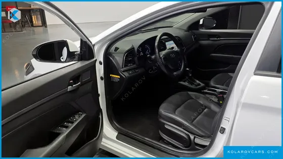 HYUNDAI ELANTRA (AVANTE) 1.6 GDI SMART