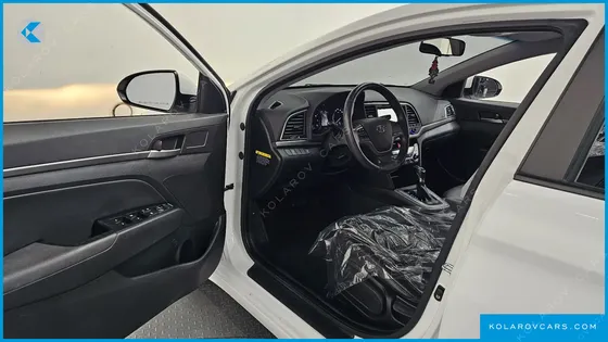 HYUNDAI ELANTRA (AVANTE) 1.6 GDI SMART