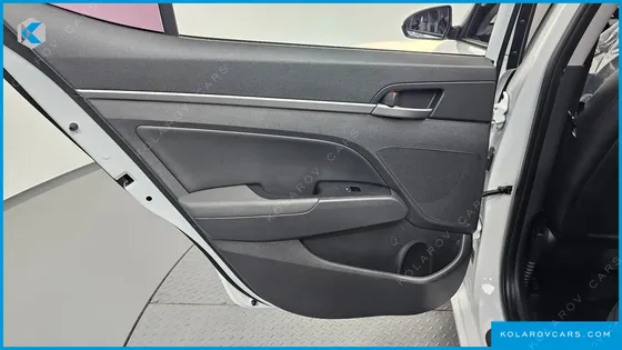 HYUNDAI ELANTRA (AVANTE) 1.6 GDI SMART