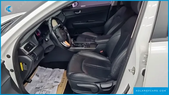 KIA K5 2.0 LPI RENTAL CAR
