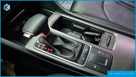 KIA K5 2.0 LPI RENTAL CAR