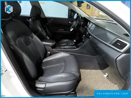 KIA K5 2.0 LPI RENTAL CAR