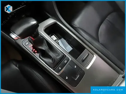 KIA K5 2.0 LPI RENTAL CAR