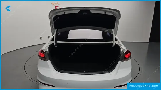 HYUNDAI ELANTRA (AVANTE) 1.6 GDI VALUE PLUS
