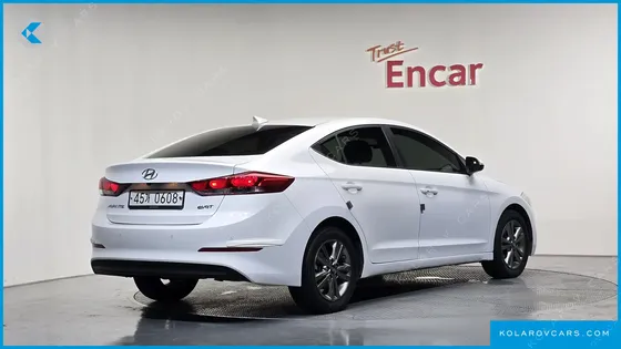 HYUNDAI ELANTRA (AVANTE) 1.6 E-VGT SMART
