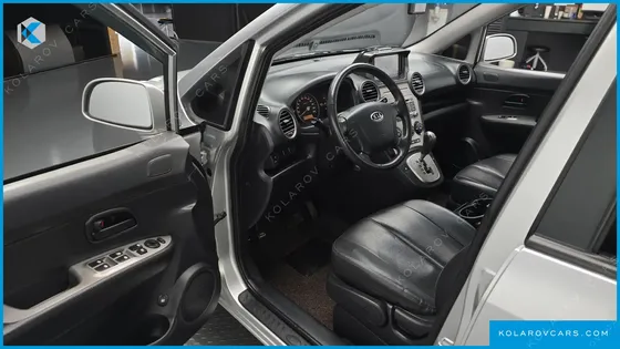 KIA CARENS LPI 2.0 GLX