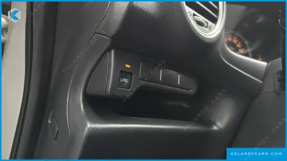 KIA CARENS LPI 2.0 GLX