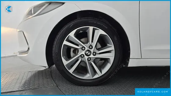 HYUNDAI ELANTRA (AVANTE) 1.6 GDI VALUE PLUS
