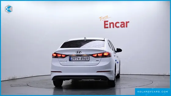 HYUNDAI ELANTRA (AVANTE) 1.6 E-VGT SMART