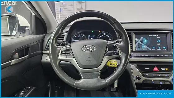HYUNDAI ELANTRA (AVANTE) 1.6 E-VGT SMART