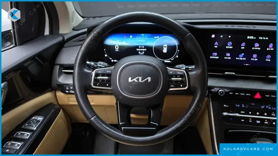 KIA CARNIVAL DIESEL 9-SEATER PRESTIGE