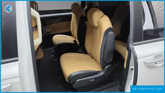 KIA CARNIVAL DIESEL 9-SEATER PRESTIGE