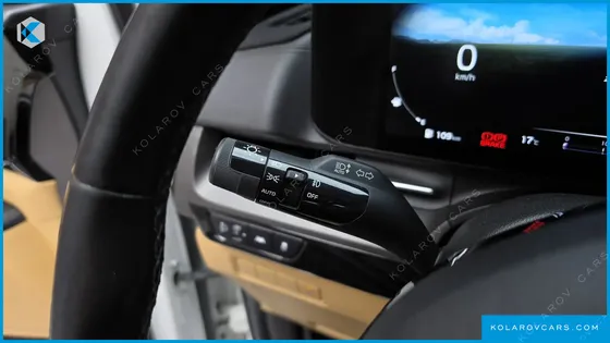KIA CARNIVAL DIESEL 9-SEATER PRESTIGE