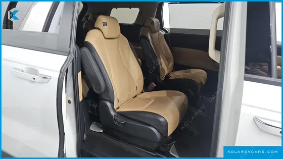 KIA CARNIVAL DIESEL 9-SEATER NOBLESSE
