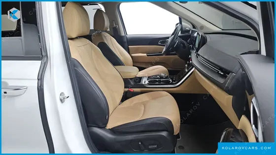 KIA CARNIVAL DIESEL 9-SEATER NOBLESSE