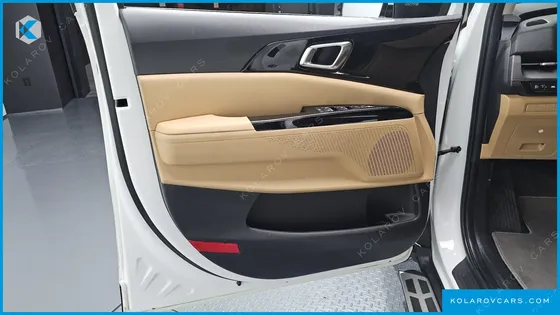 KIA CARNIVAL DIESEL 9-SEATER NOBLESSE