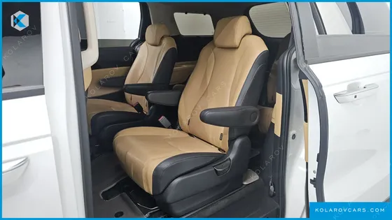 KIA CARNIVAL DIESEL 9-SEATER NOBLESSE