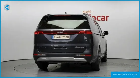 KIA CARNIVAL DIESEL 9-SEATER NOBLESSE