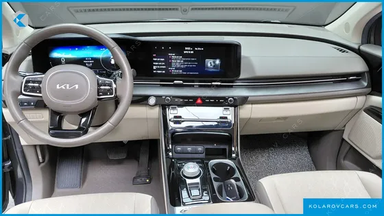 KIA CARNIVAL DIESEL 9-SEATER NOBLESSE