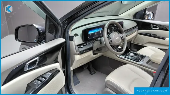 KIA CARNIVAL DIESEL 9-SEATER NOBLESSE