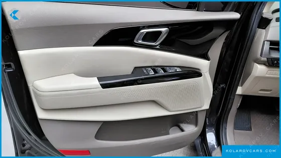 KIA CARNIVAL DIESEL 9-SEATER NOBLESSE