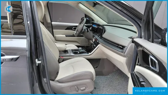 KIA CARNIVAL DIESEL 9-SEATER NOBLESSE