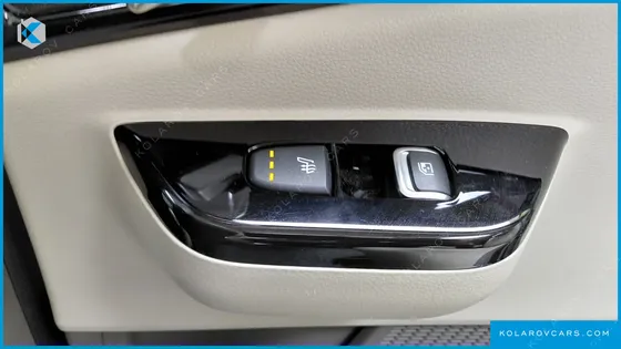 KIA CARNIVAL DIESEL 9-SEATER NOBLESSE