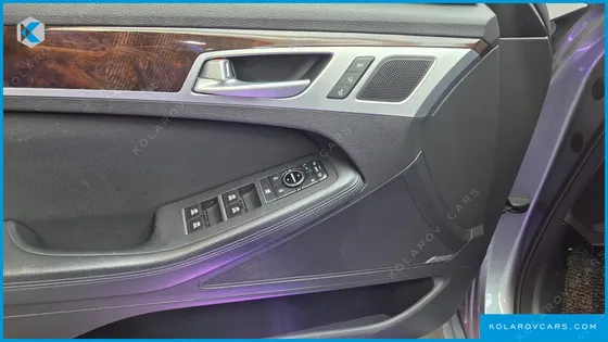 HYUNDAI GENESIS G330 PREMIUM AWD