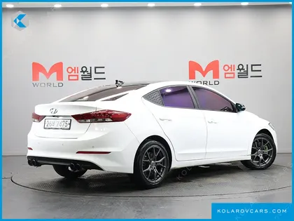 HYUNDAI ELANTRA (AVANTE) 1.6 GDI SMART
