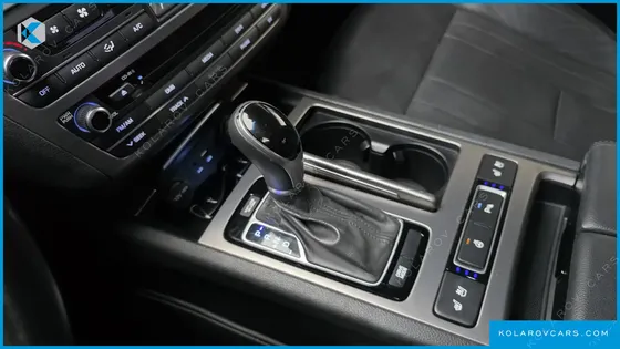 HYUNDAI GENESIS G330 MODERN AWD