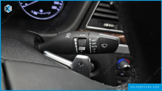HYUNDAI GENESIS G330 MODERN AWD