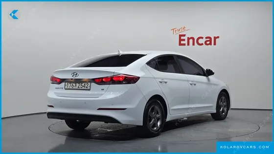 HYUNDAI ELANTRA (AVANTE) 1.6 GDI SMART