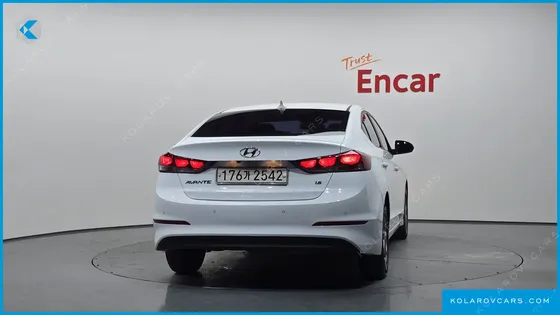 HYUNDAI ELANTRA (AVANTE) 1.6 GDI SMART