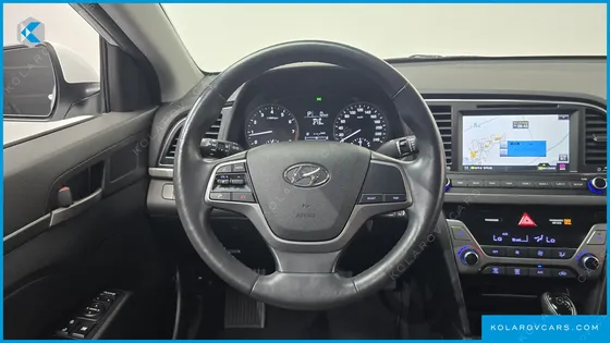 HYUNDAI ELANTRA (AVANTE) 1.6 GDI SMART