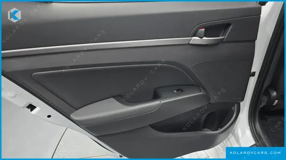 HYUNDAI ELANTRA (AVANTE) 1.6 GDI SMART