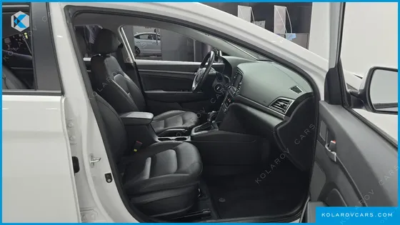 HYUNDAI ELANTRA (AVANTE) 1.6 GDI SMART