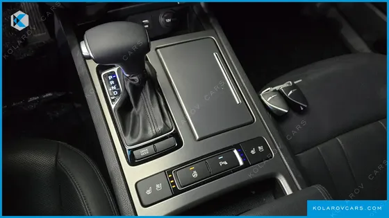 HYUNDAI GENESIS G330 MODERN