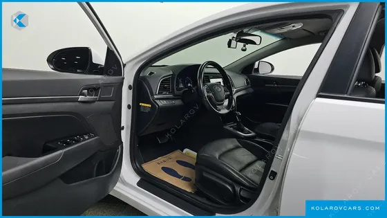 HYUNDAI ELANTRA (AVANTE) 1.6 GDI SMART