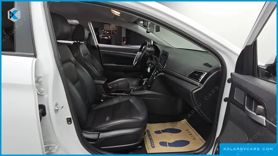 HYUNDAI ELANTRA (AVANTE) 1.6 GDI SMART