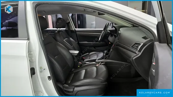 HYUNDAI ELANTRA (AVANTE) 1.6 GDI VALUE PLUS