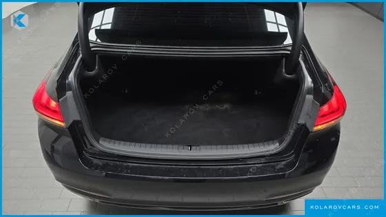 HYUNDAI GENESIS G330 PREMIUM AWD