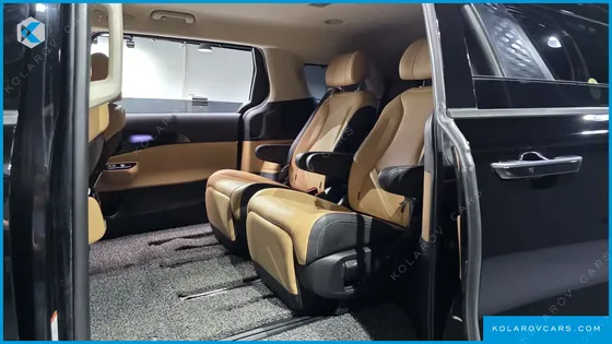 KIA CARNIVAL DIESEL 7-SEATER SIGNATURE