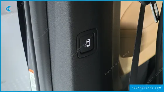 KIA CARNIVAL DIESEL 7-SEATER SIGNATURE